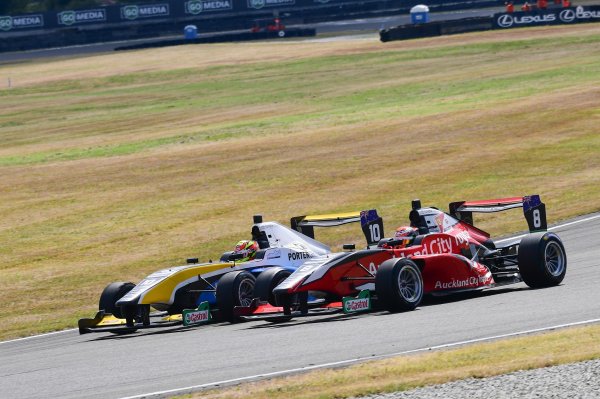 Picture 1 - Lawson and Armstrong battle it out. Lawson prevailed.jpg